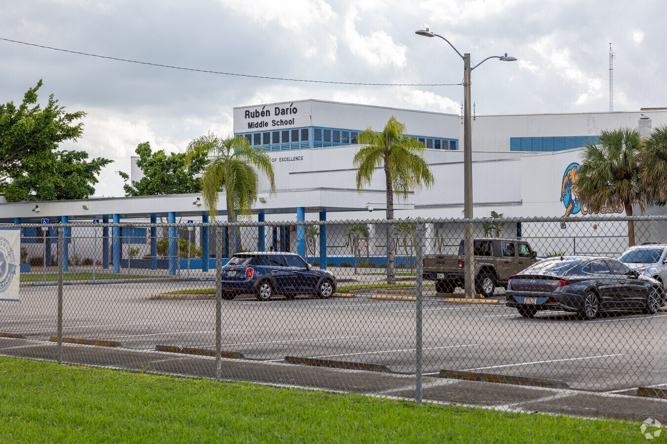 Ruben Dario Middle Renovation